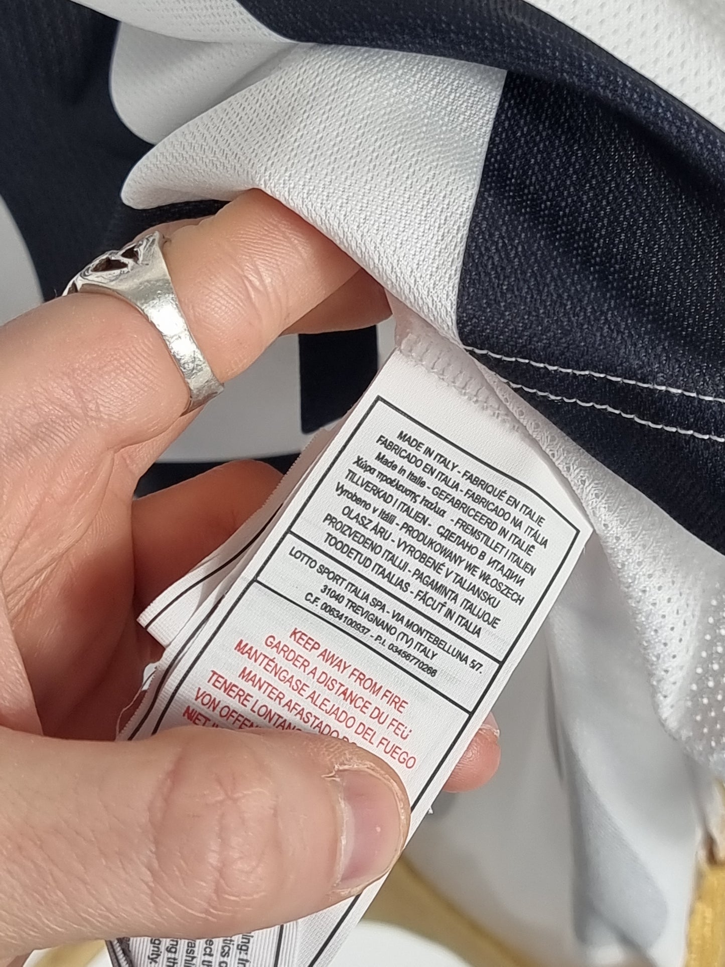 Lotto Udinese 2009/10 'Corradi 9' Long Sleeve Match Issue Signed Home Shirt XL