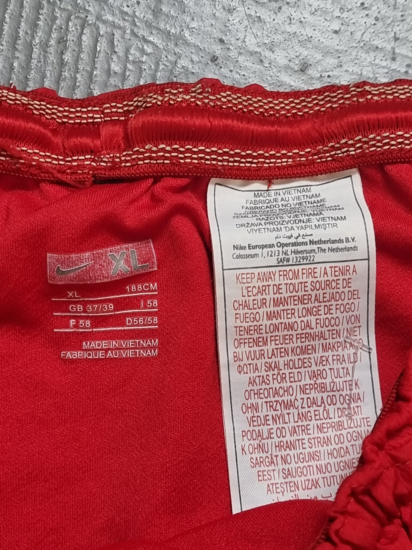 Nike Portugal 2008/10 Home Shorts XL