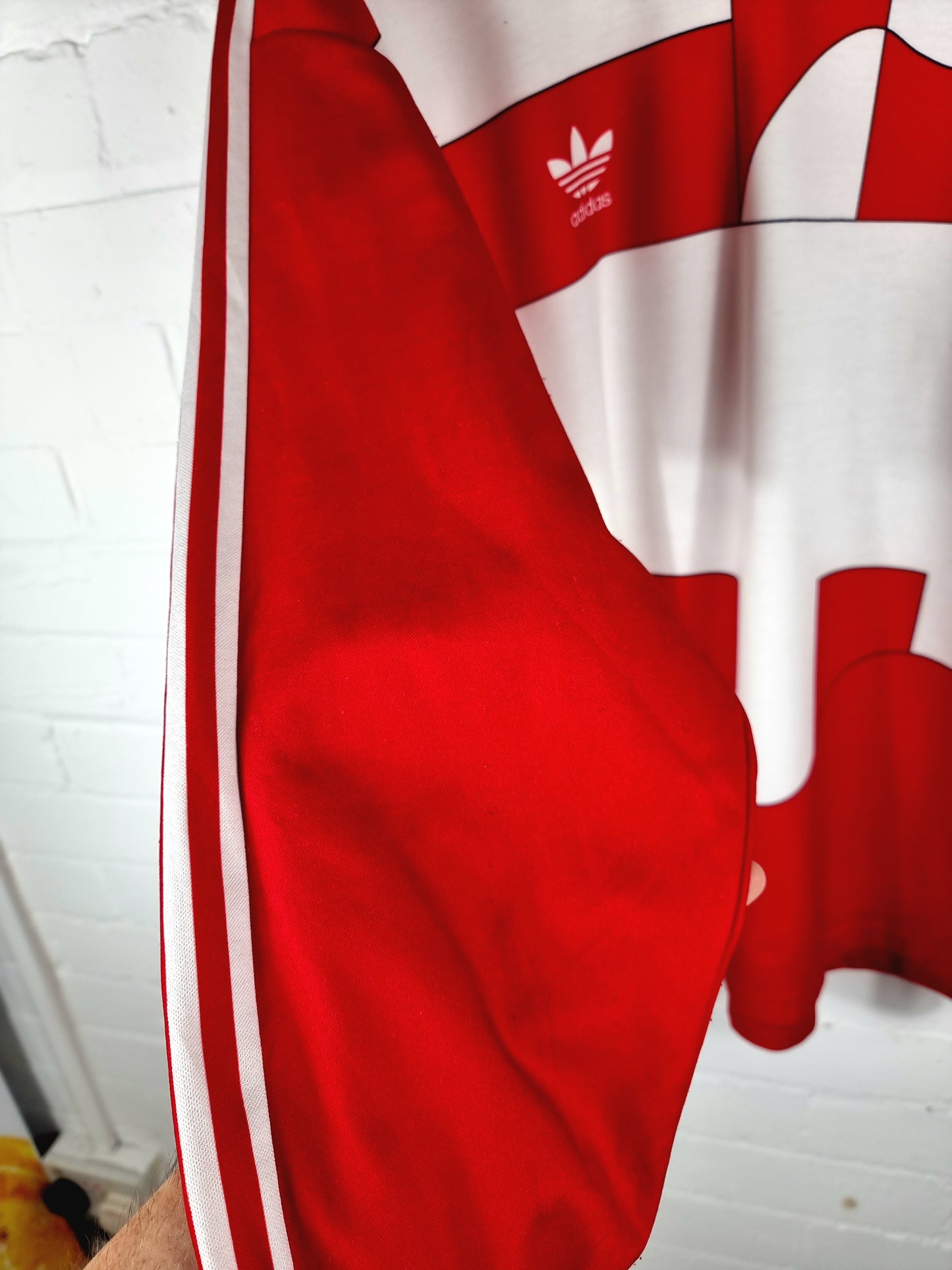 Adidas 1990s Long Sleeve Vintage Template Shirt XL