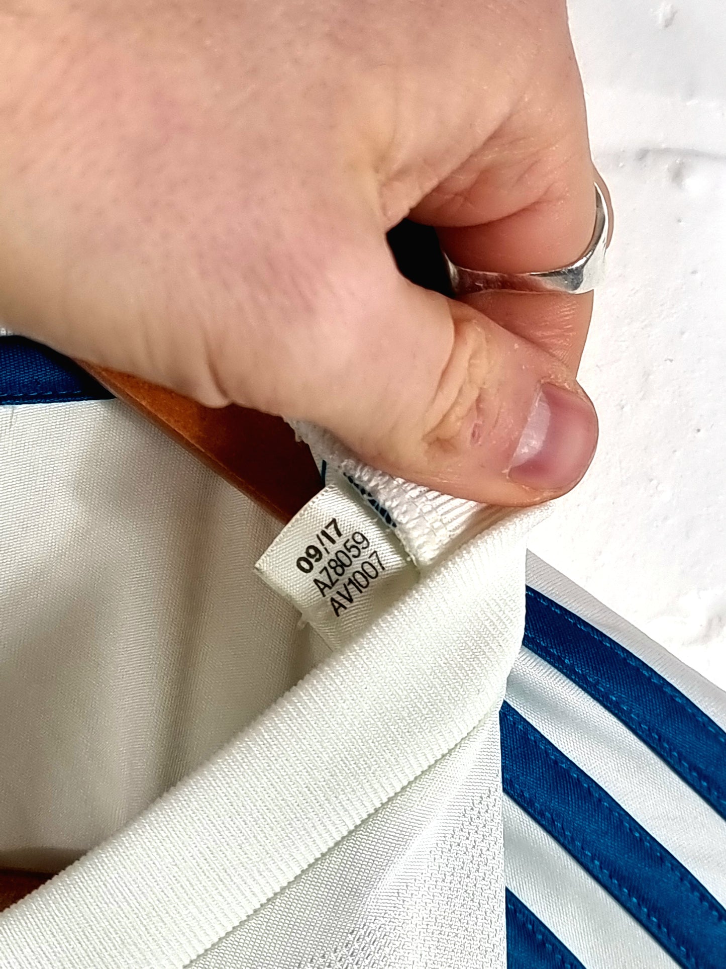 Adidas Real Madrid 2017/18 Home Shirt Large