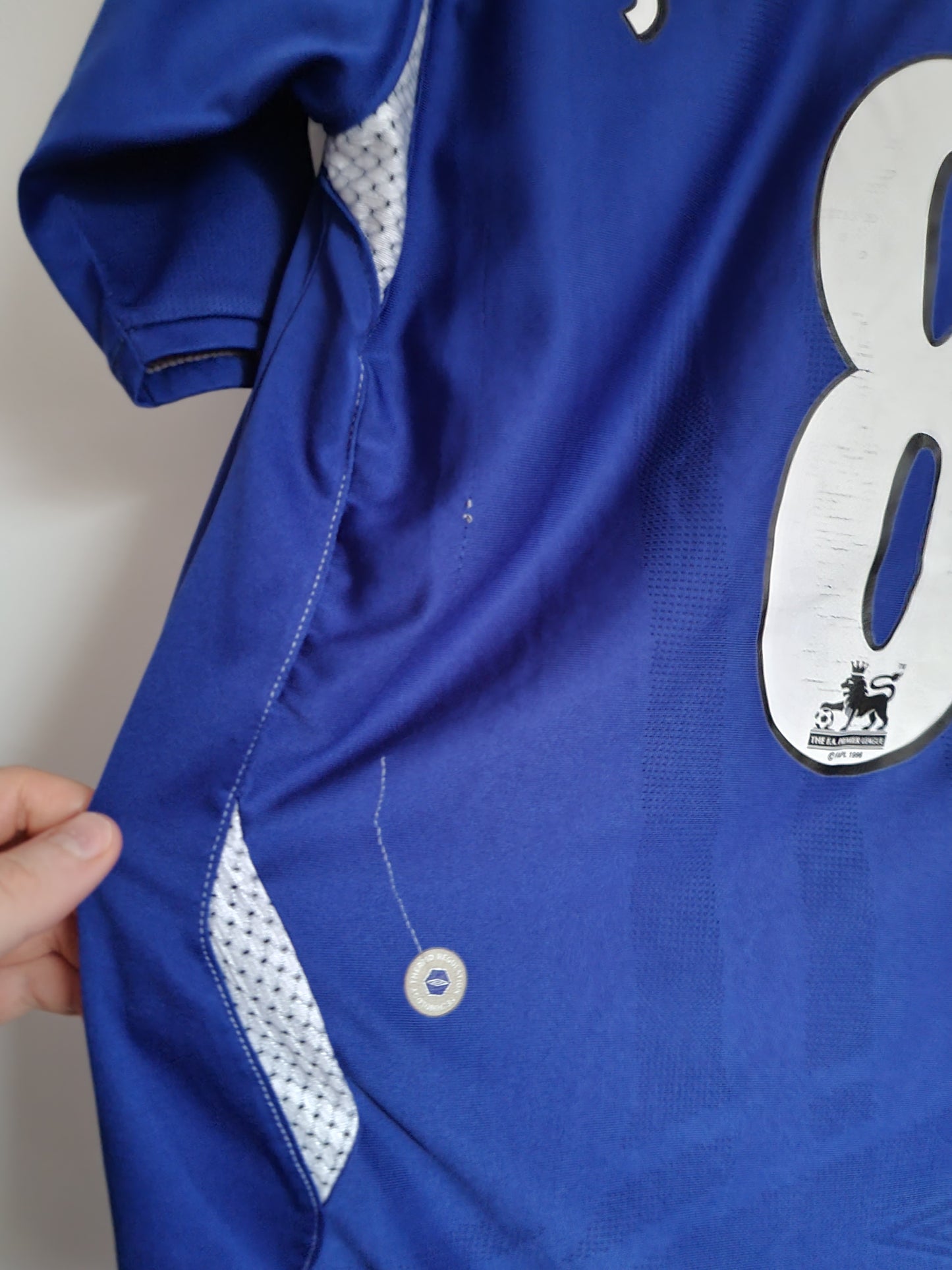 Umbro Everton 06/07 'Johnson 8' Home Shirt Small