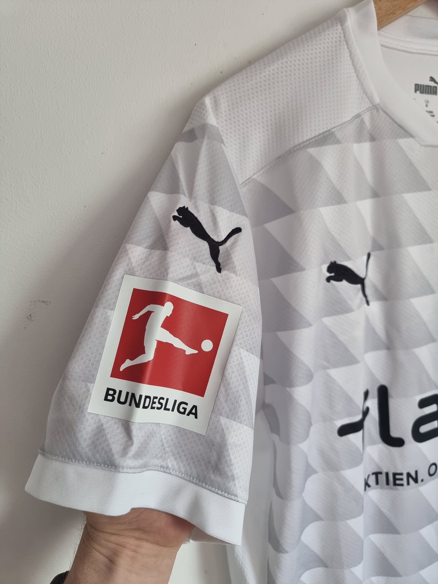 Puma Borussia Monchengladbach 20/21 'Lainer 18' Home Shirt Large