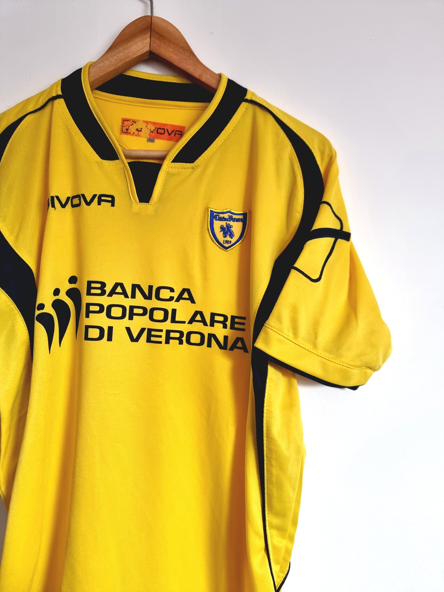 Givova Chievo Verona 09/10 Training Shirt Medium