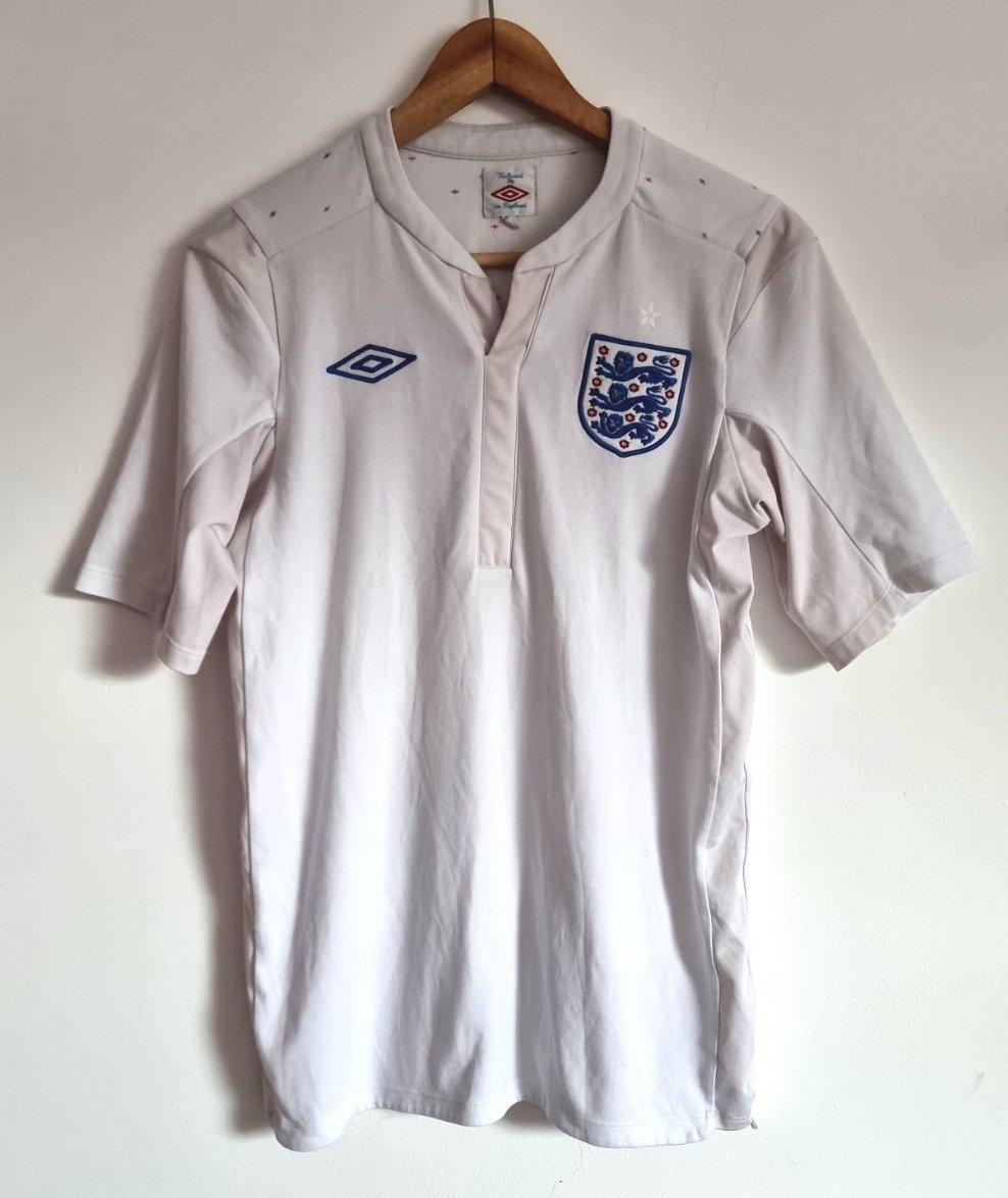 Umbro England 10/12 Home Shirt Small