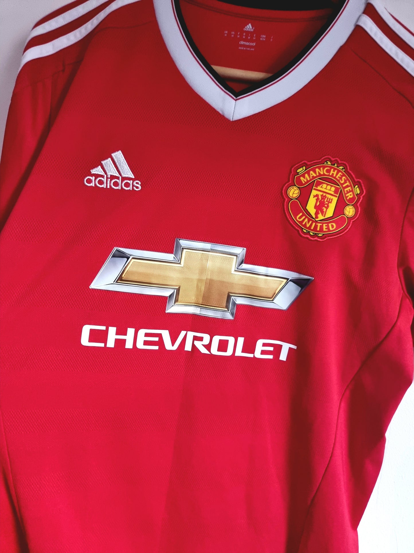 Adidas Manchester United 15/16 Home Shirt Medium