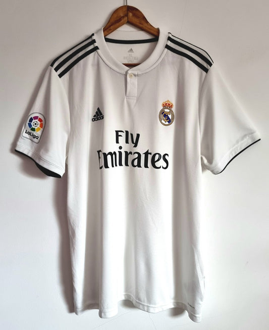 Fly Emirates Football Club Jersey and Shorts (White) (XL) :