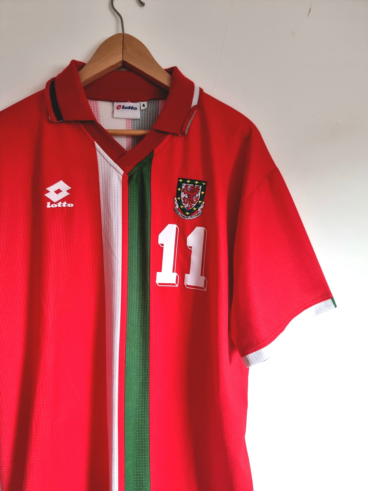 Lotto Wales 96/98 '11 (Giggs)' Home Shirt XL