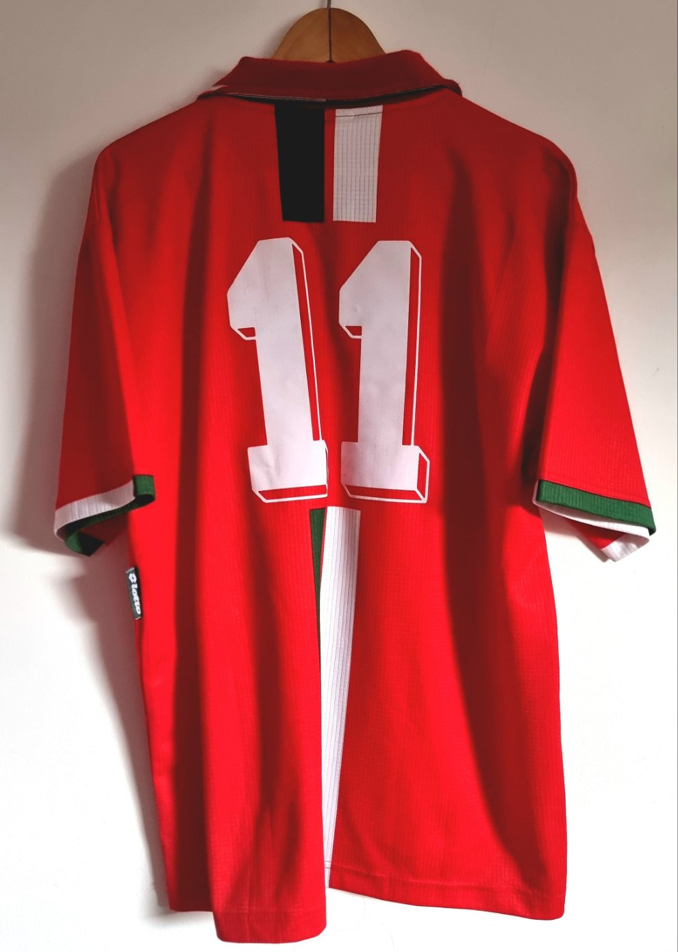 Lotto Wales 96/98 '11 (Giggs)' Home Shirt XL