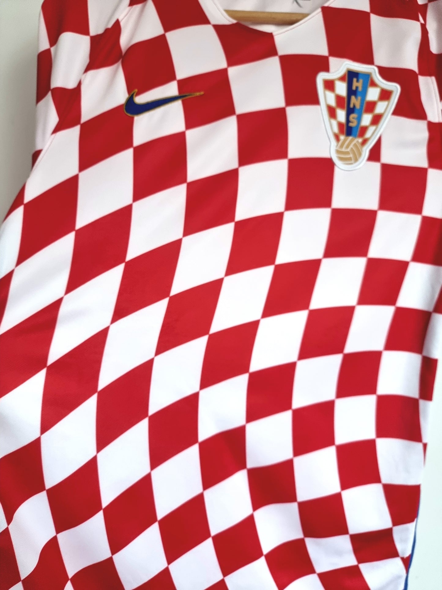 Nike Croatia 16/17 Home Shirt Small