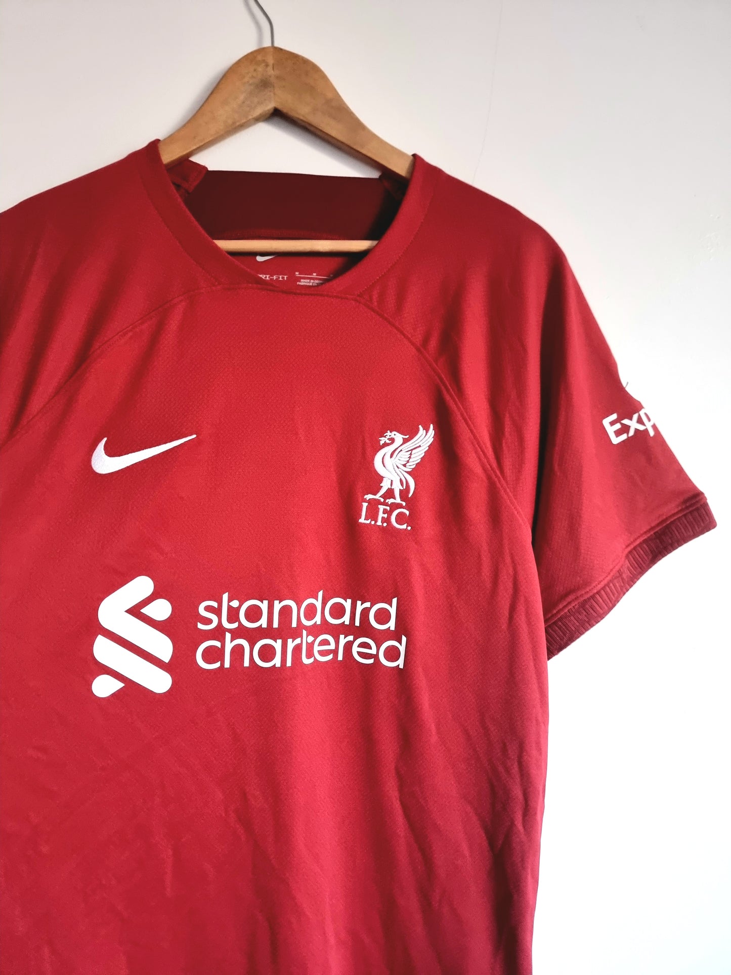 Nike Liverpool 22/23 Home Shirt Medium
