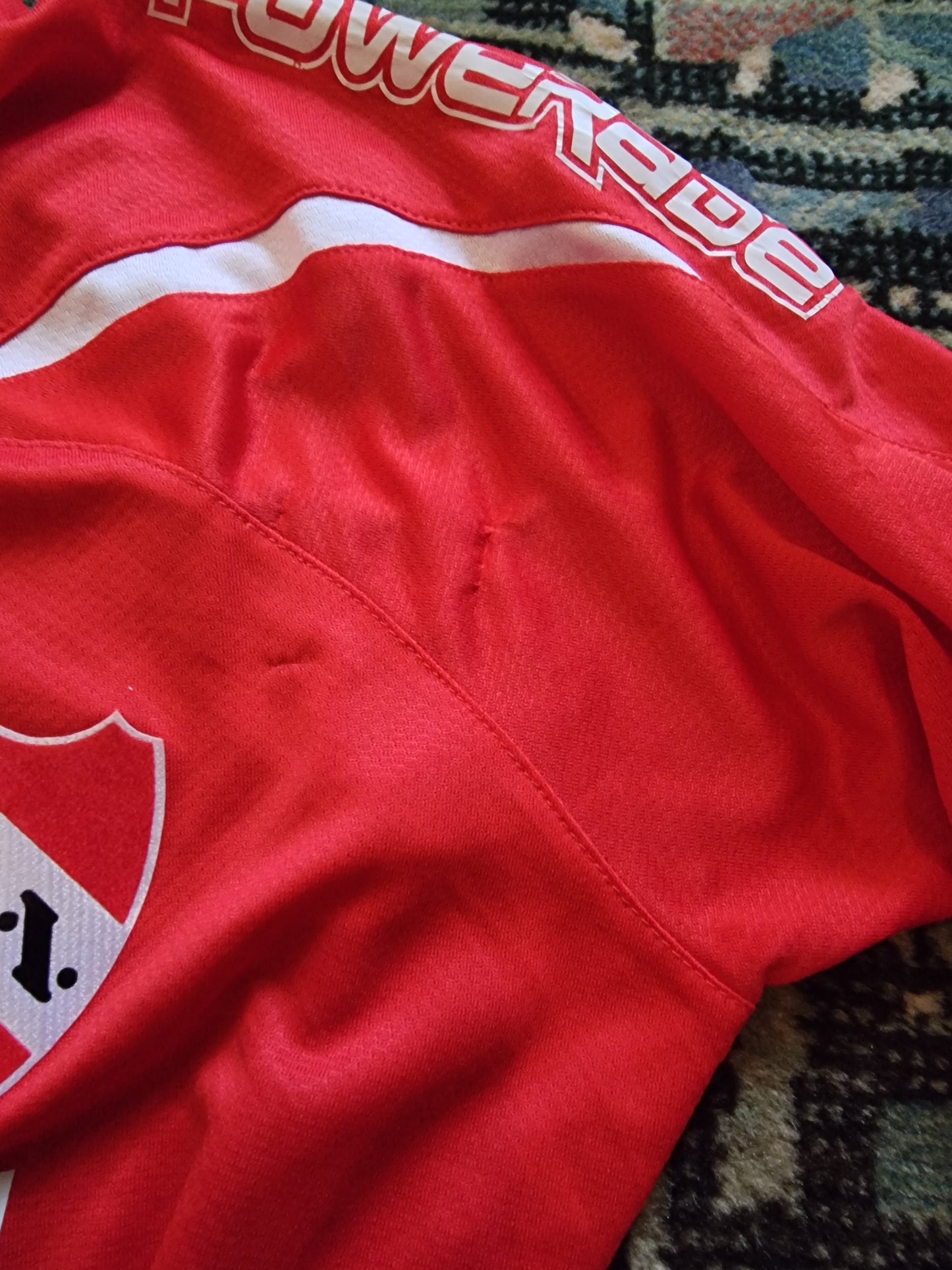 Puma Independiente 10/12 '2 (Velaquez)' Home Shirt Large