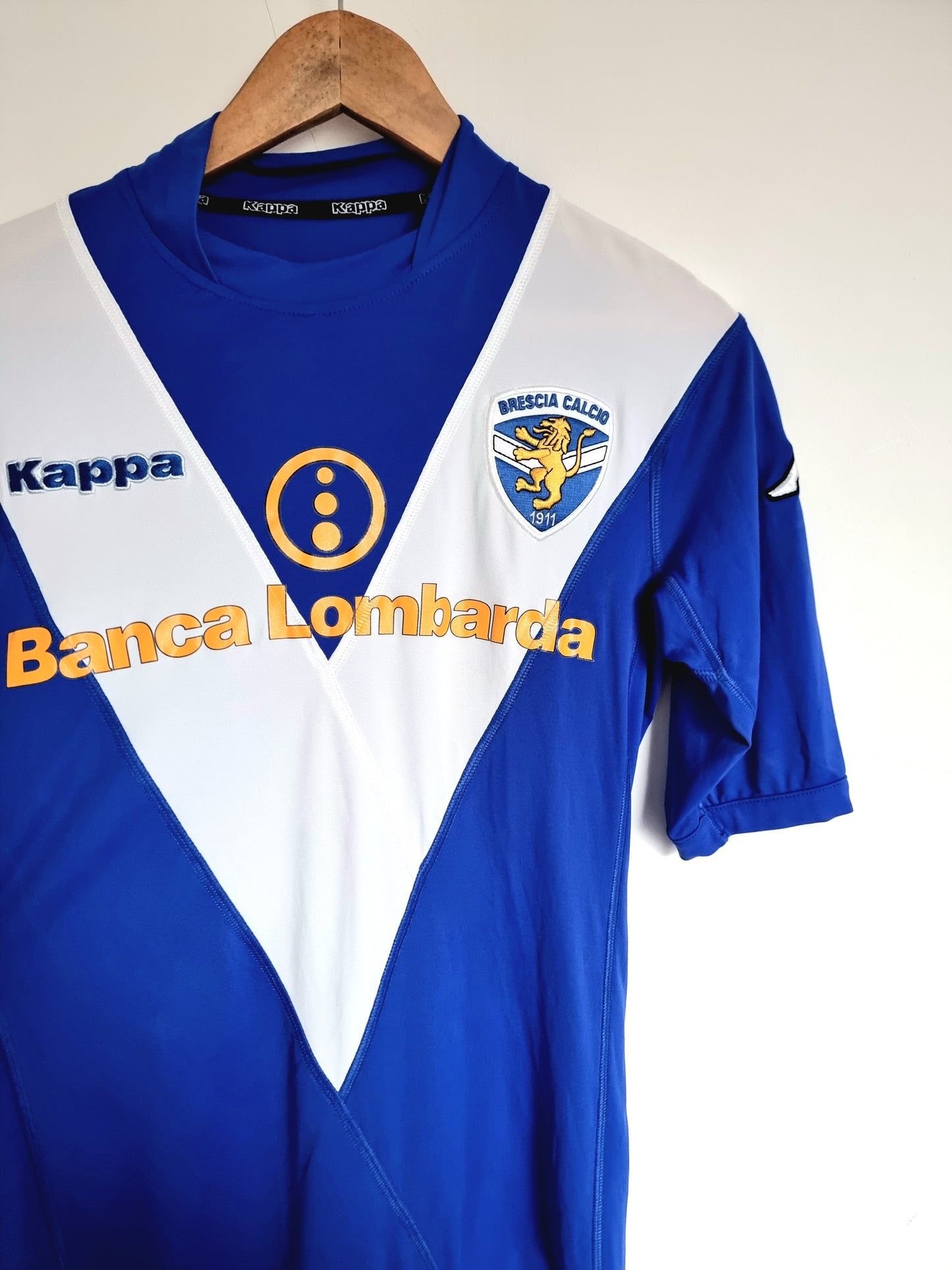 Kappa Brescia 04/05 'Di Biagio 32 ' Signed Home Shirt Large