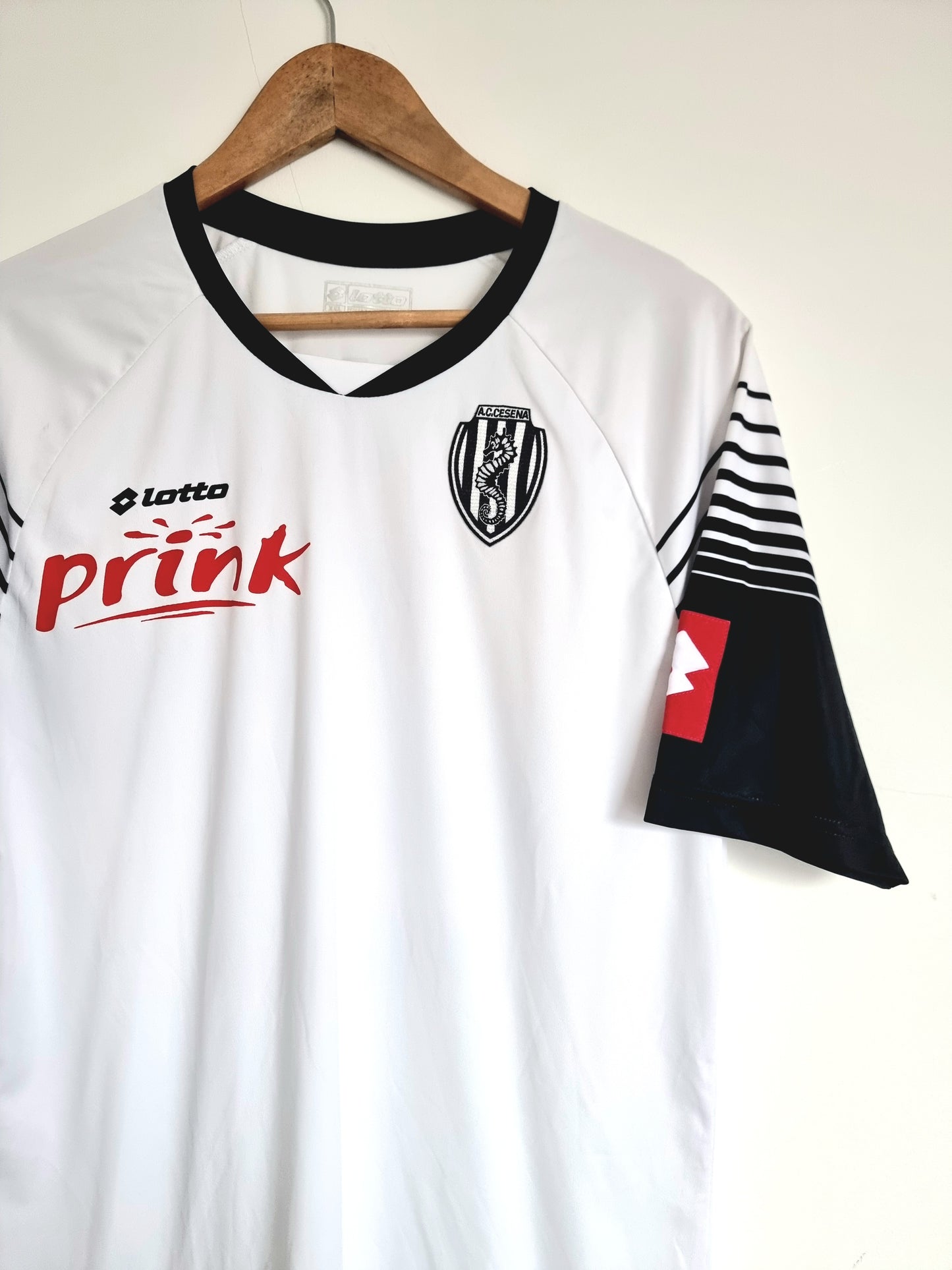 Lotto A.C. Cesena 14/15 'Rodriguez 9' Match Issue Home Shirt XXL