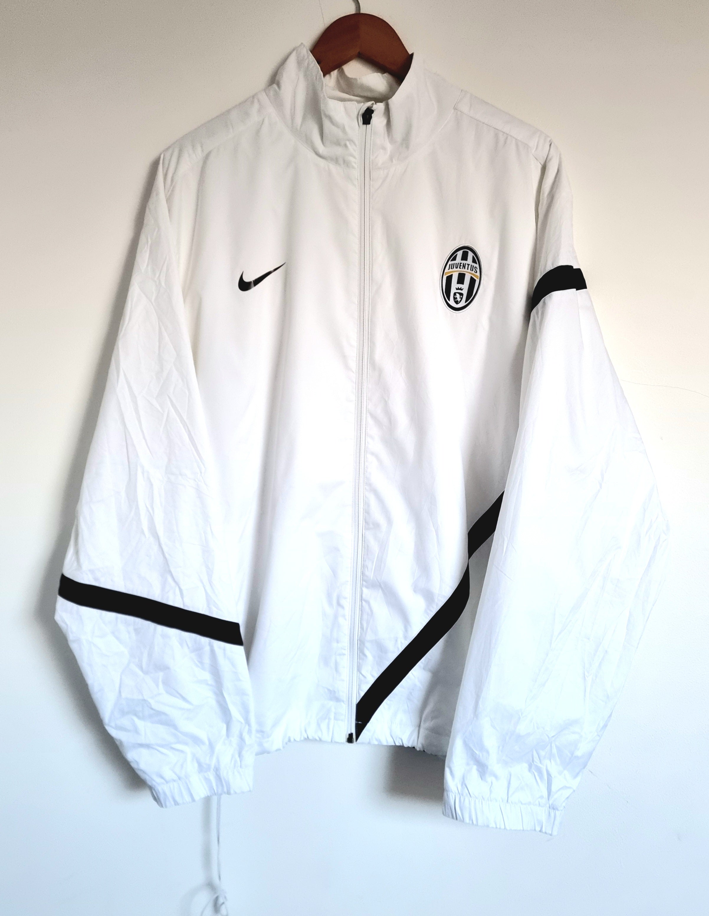 Nike Juventus 10 11 Training Track Jacket XXL Granny s Football Store