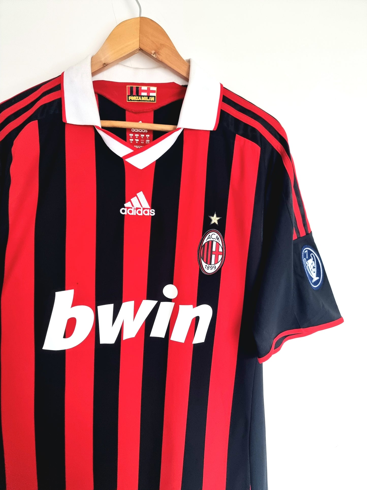 Adidas AC Milan 09/10 'Borriello 22' Signed Home Shirt XL