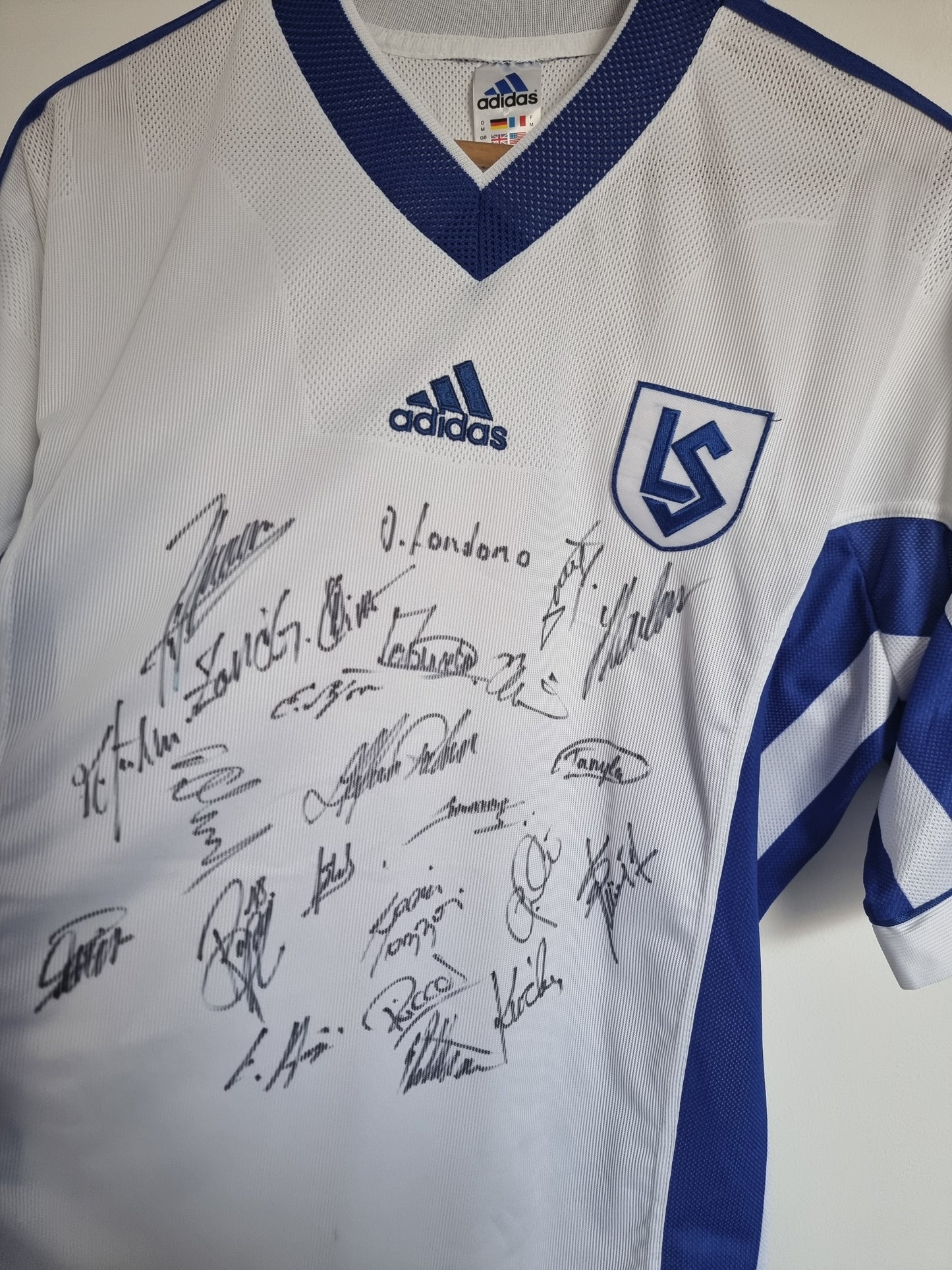 Adidas FC Lausanne Sport 98/00 Squad Signed Home Shirt Medium