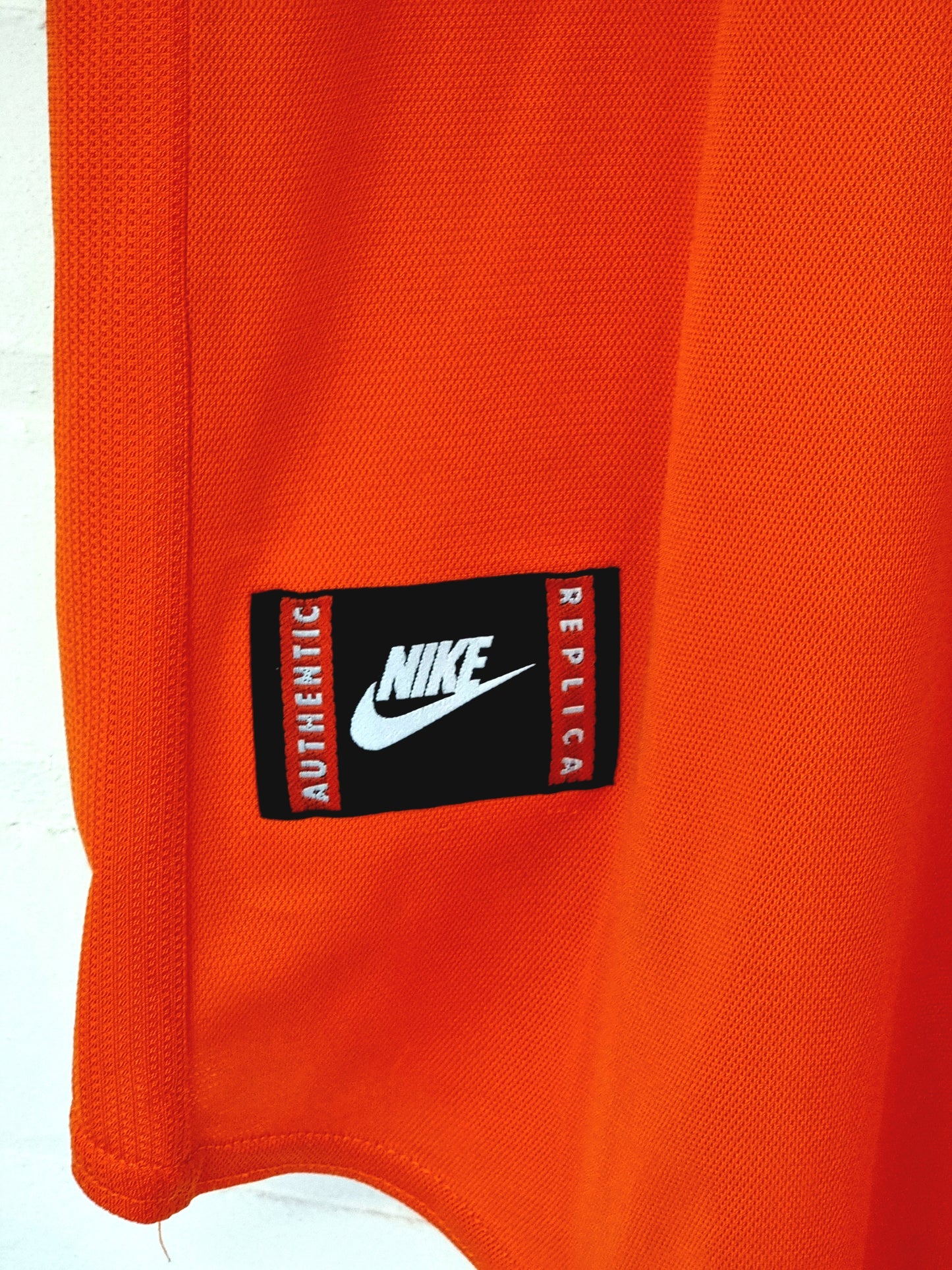 Nike Holland 97/98 '8 (Bergkamp)' Home Shirt Medium