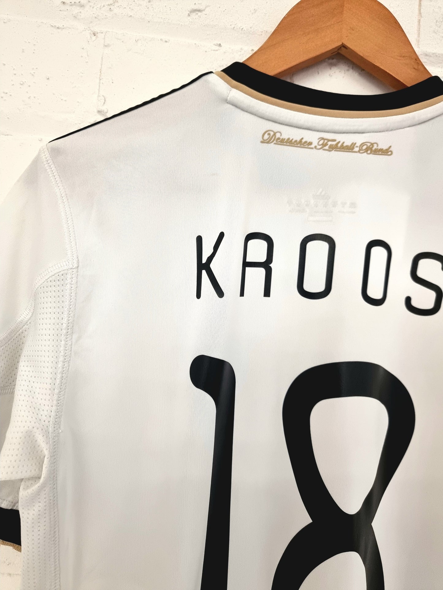 Adidas Germany 10/12 'Kroos 18' Home Shirt Youth XL