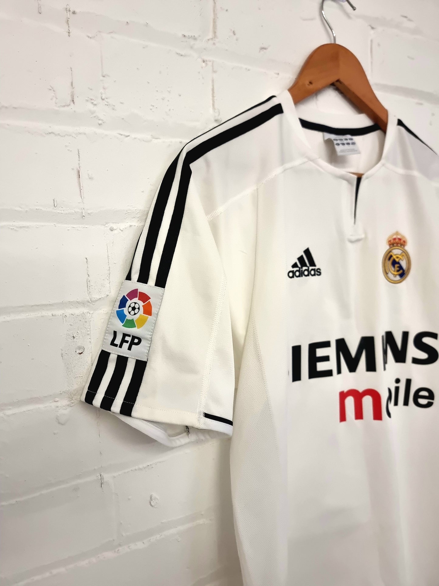 Adidas Real Madrid 03/04 'Ronaldo 9' Home Shirt Small