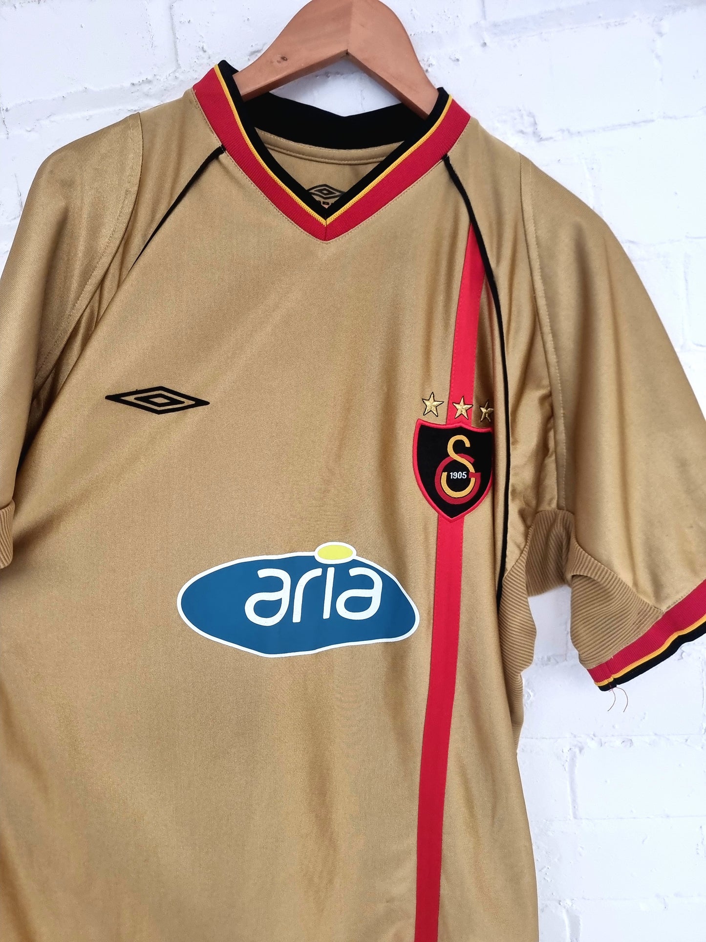 Umbro Galatasaray 02/04 Third Shirt XL