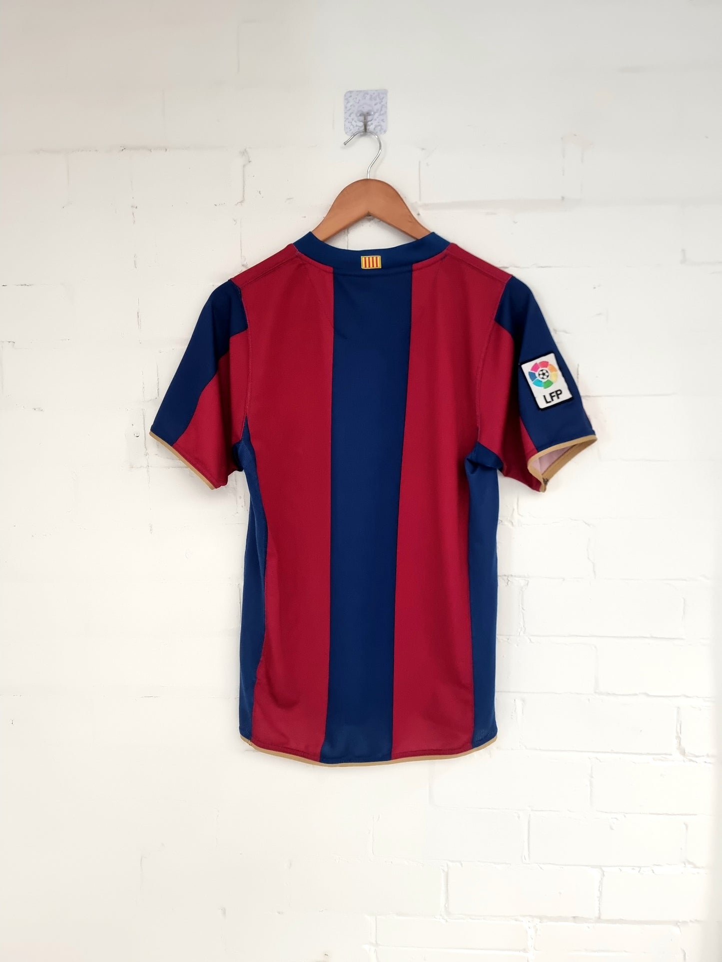 Nike Barcelona 07/08 Home Shirt Small