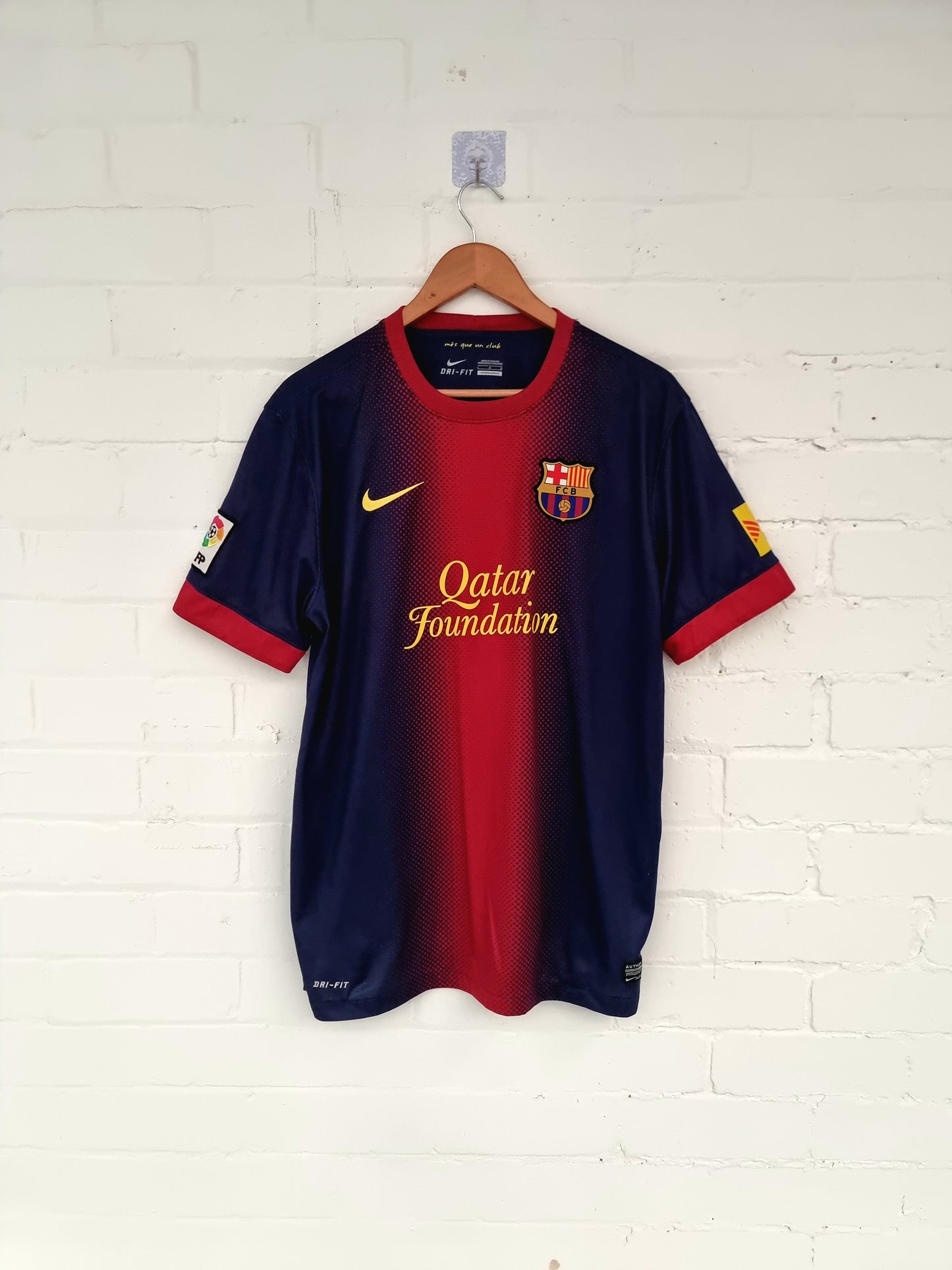 Nike Barcelona 12/13 Home Shirt Large