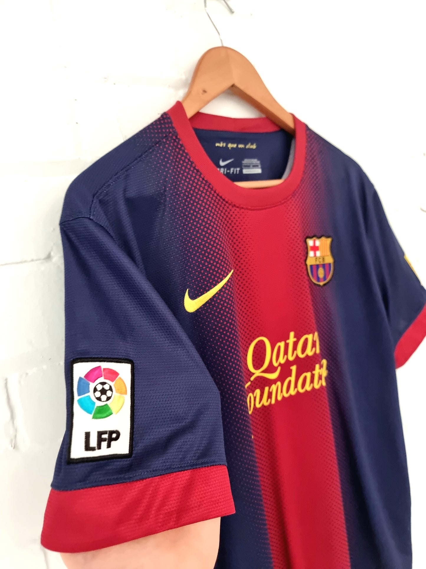 Nike Barcelona 12/13 Home Shirt Large