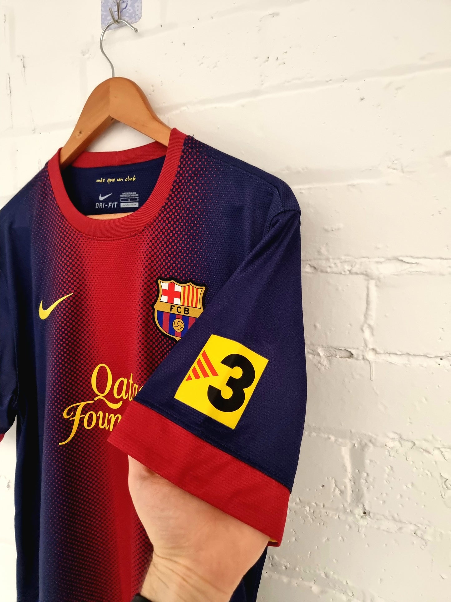 Nike Barcelona 12/13 Home Shirt Large