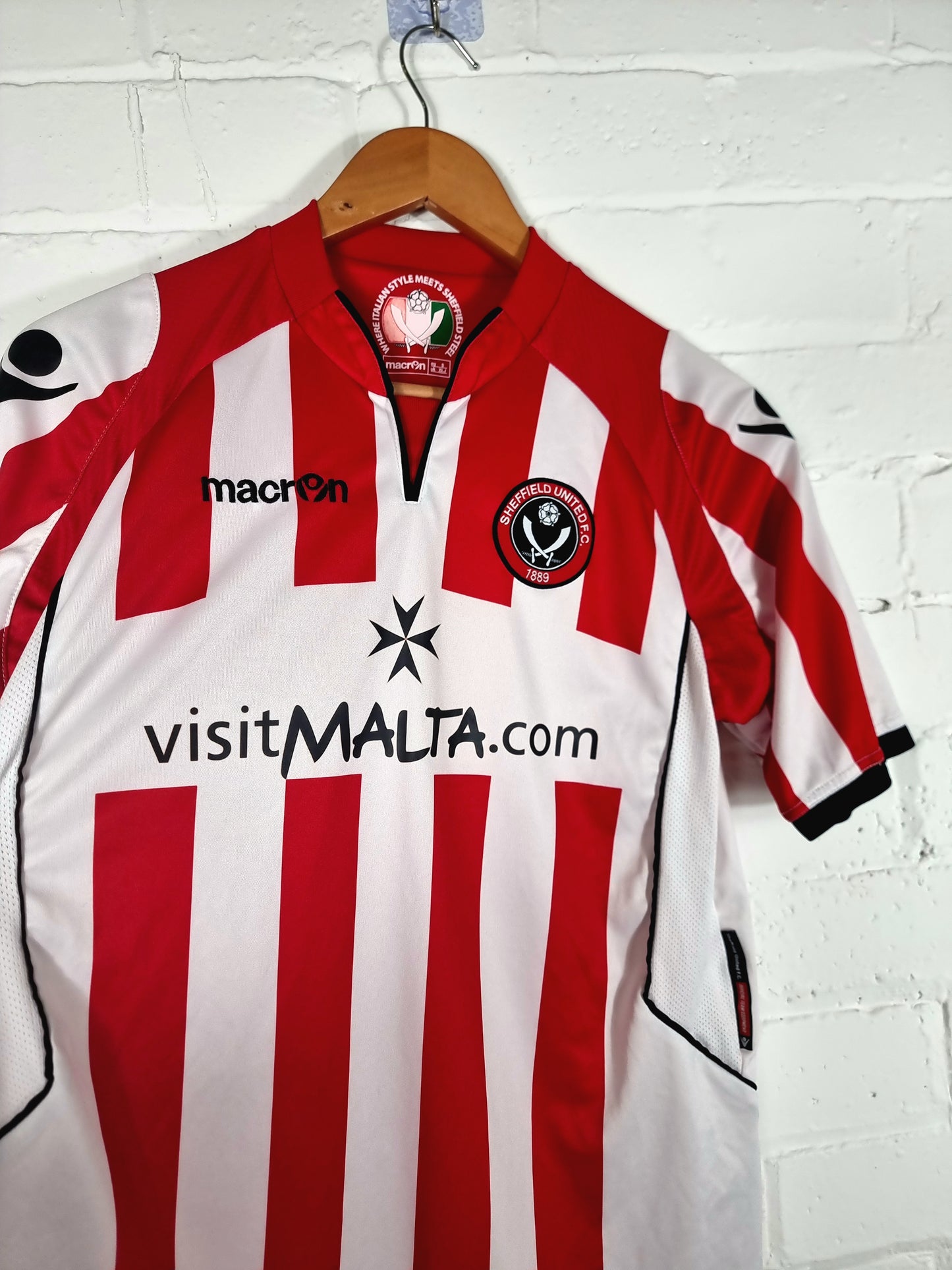 Macron Sheffield United 10/11 Home Shirt Youth XL