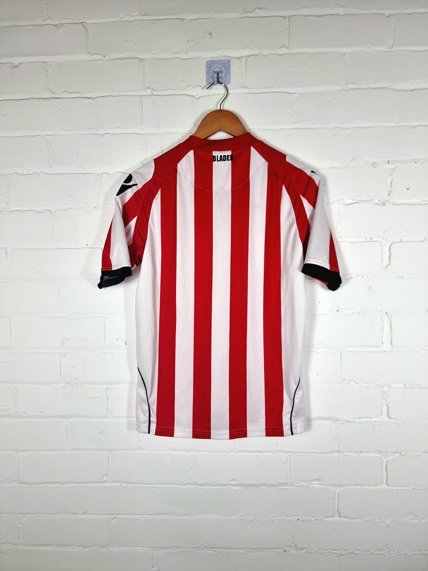 Macron Sheffield United 10/11 Home Shirt Youth XL