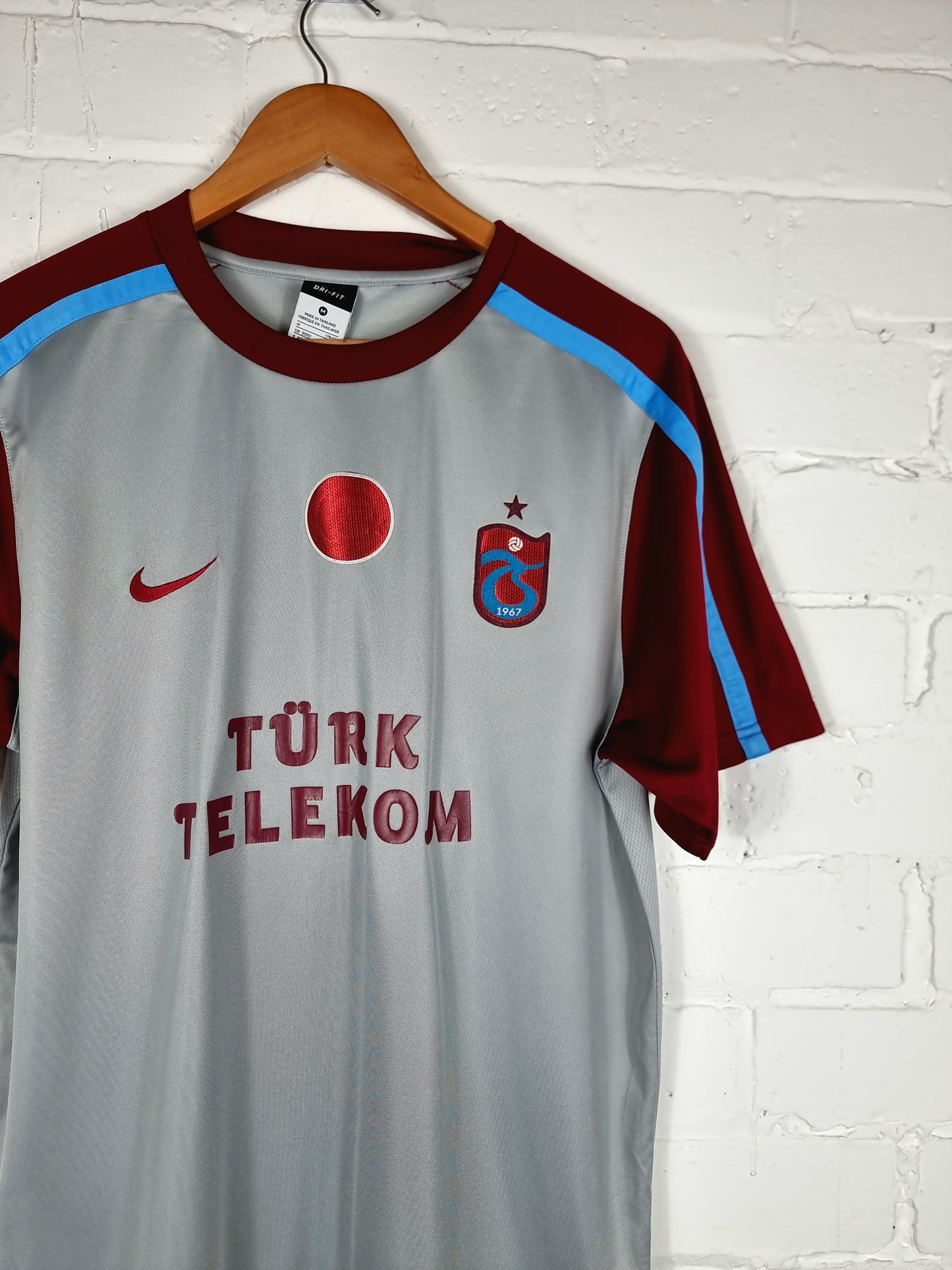 Nike Trabzonspor 10/11 Fourth Shirt Medium