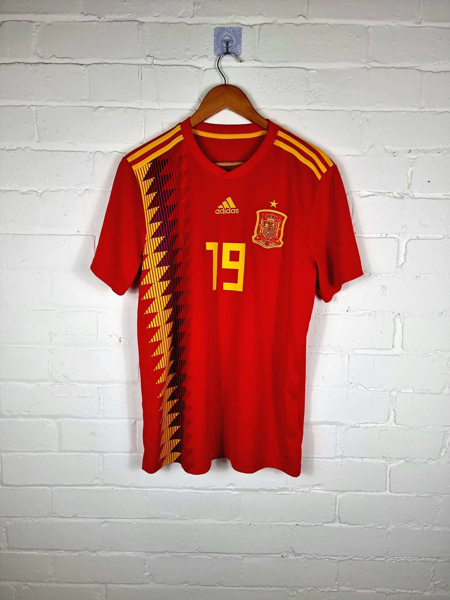 Adidas Spain 18/19 'Diego Costa 19' Home Shirt Large