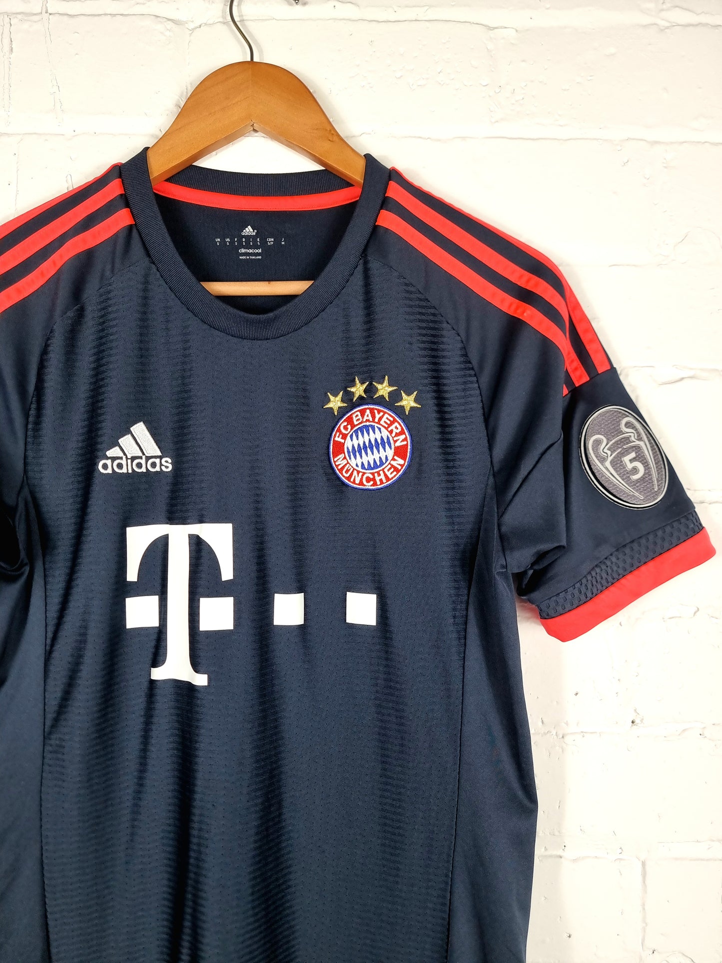 Adidas Bayern Munich 15/16 'Lewandowski 9' Third Shirt Small