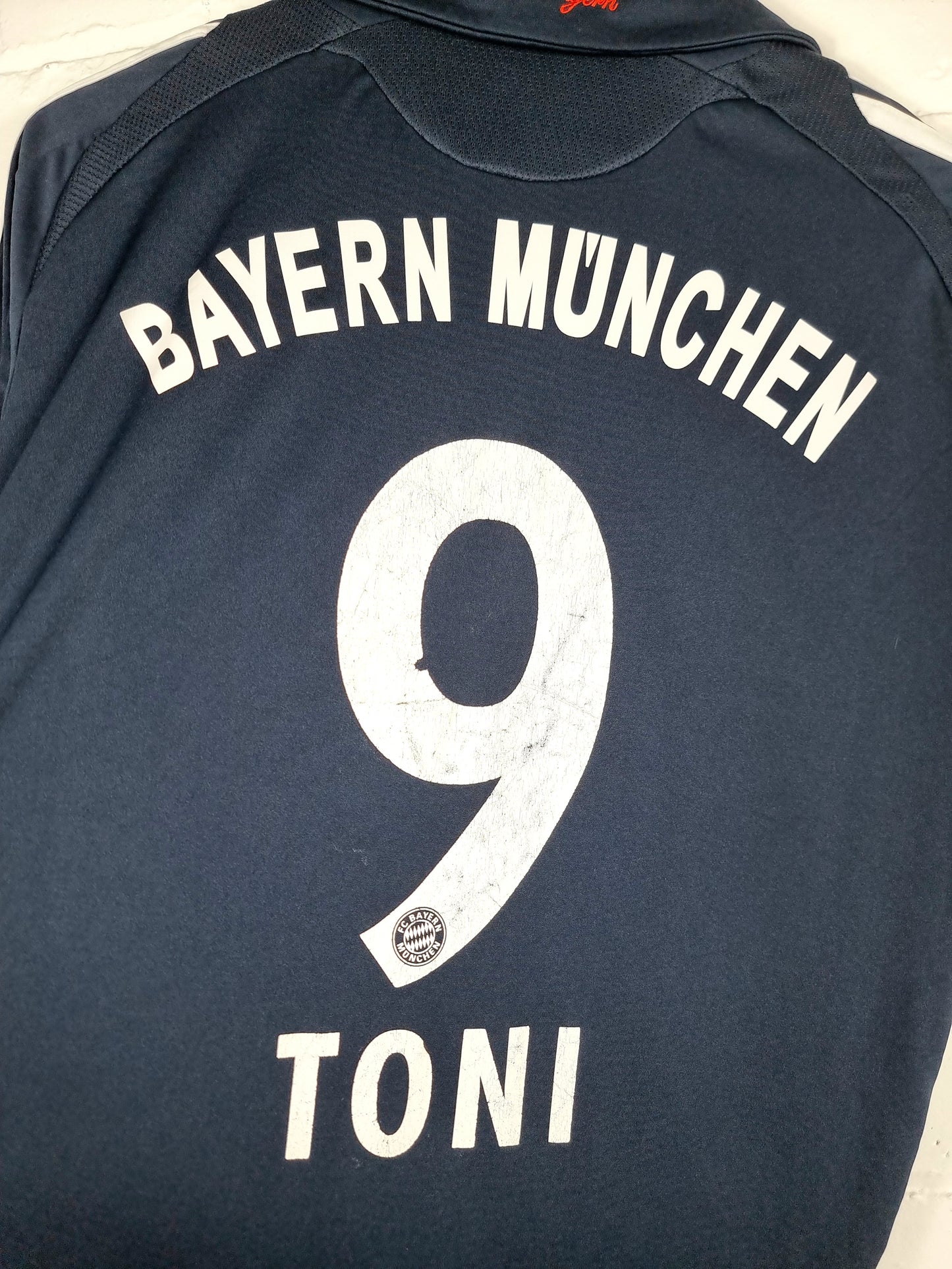 Adidas Bayern Munich 08/09 'Toni 9' Away Shirt Large