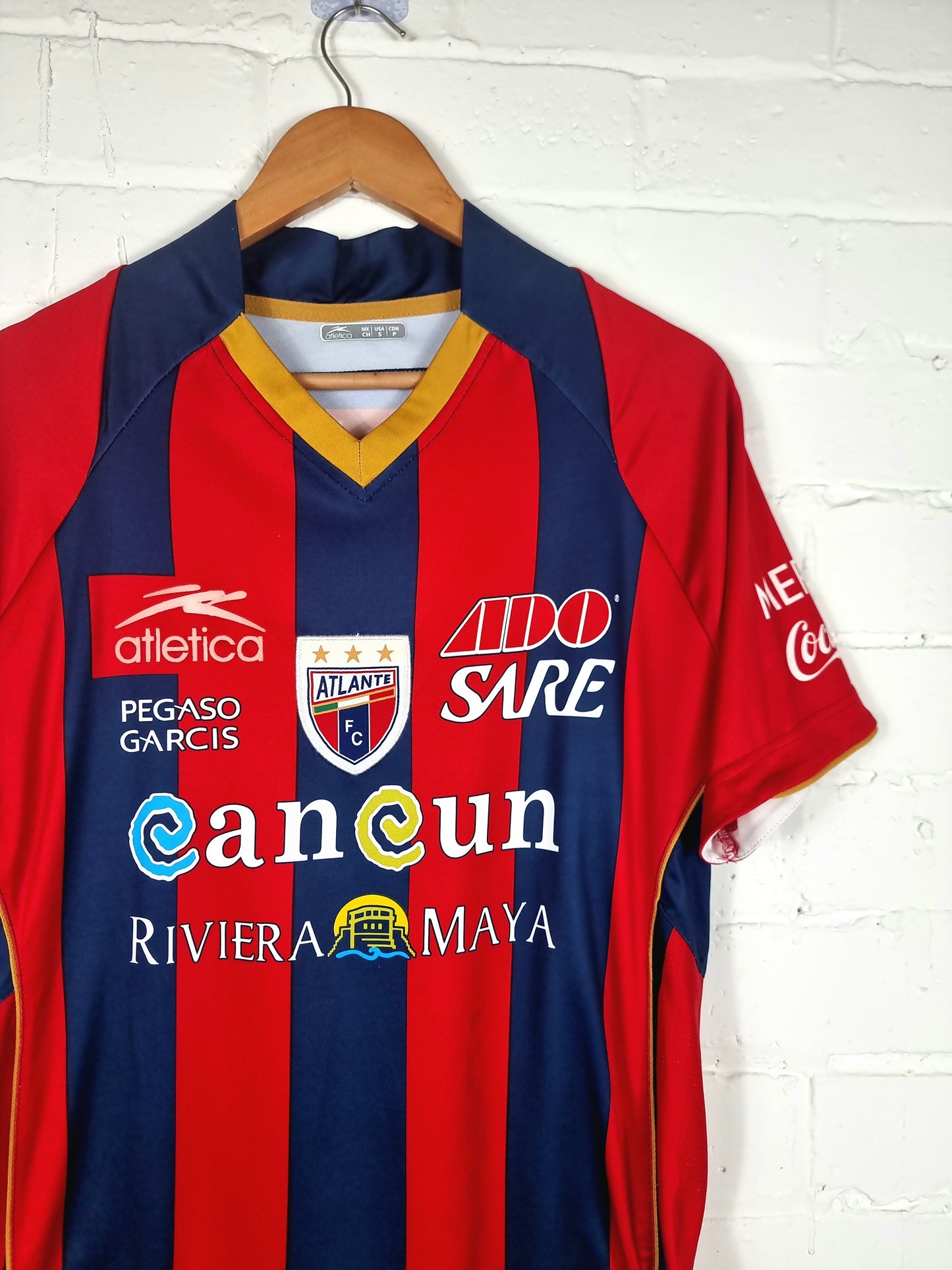 Atletica Atlante 09/10 Home Shirt Small