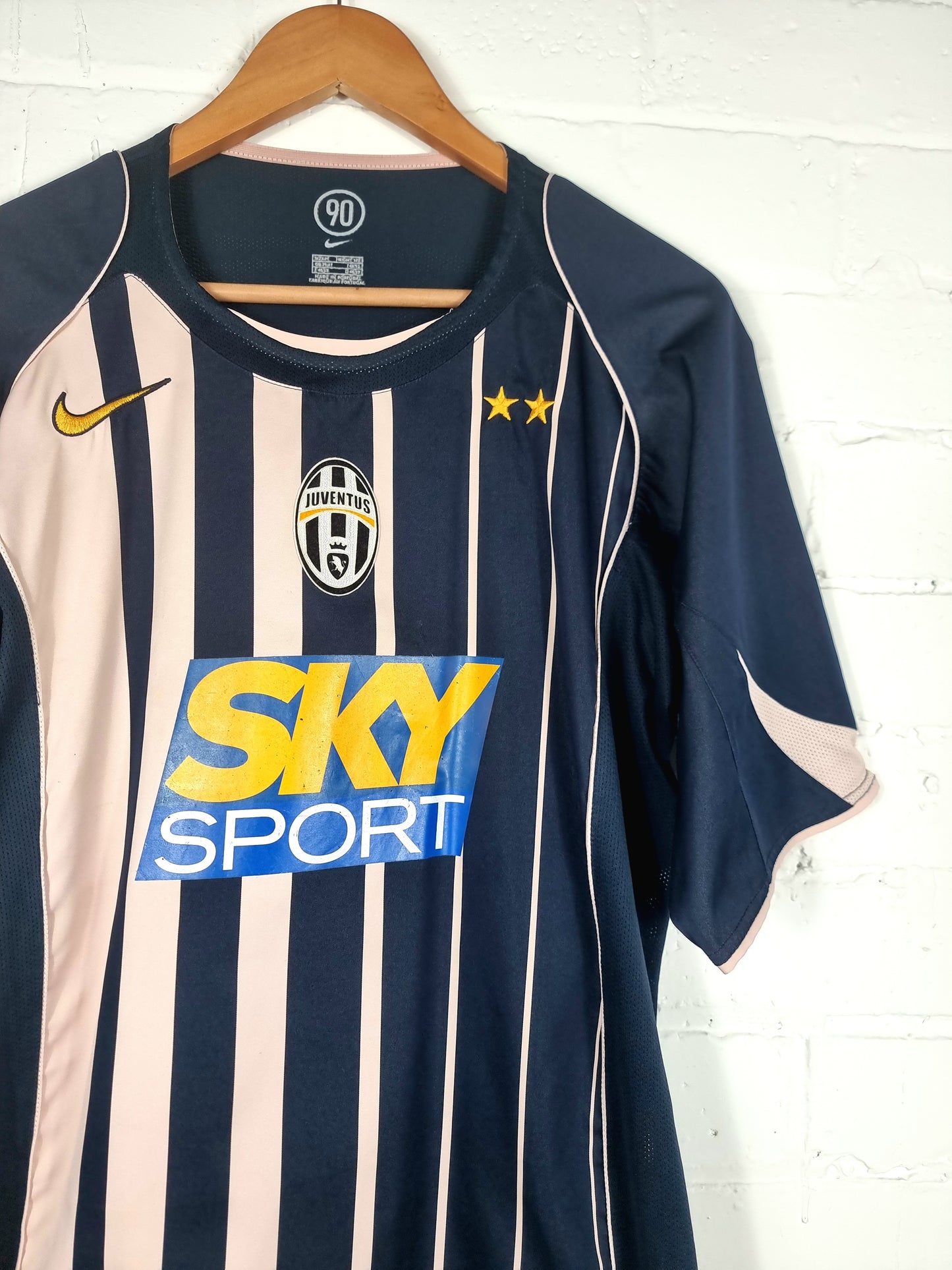 Nike Juventus 04/05 Third Shirt Medium