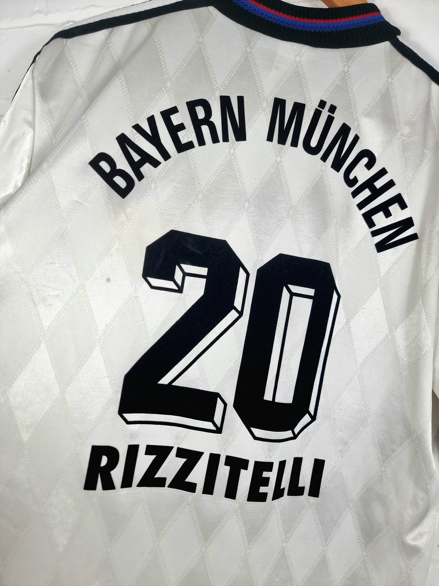 Adidas Bayern Munich 96/98 'Rizzitelli 20' Away Shirt Medium