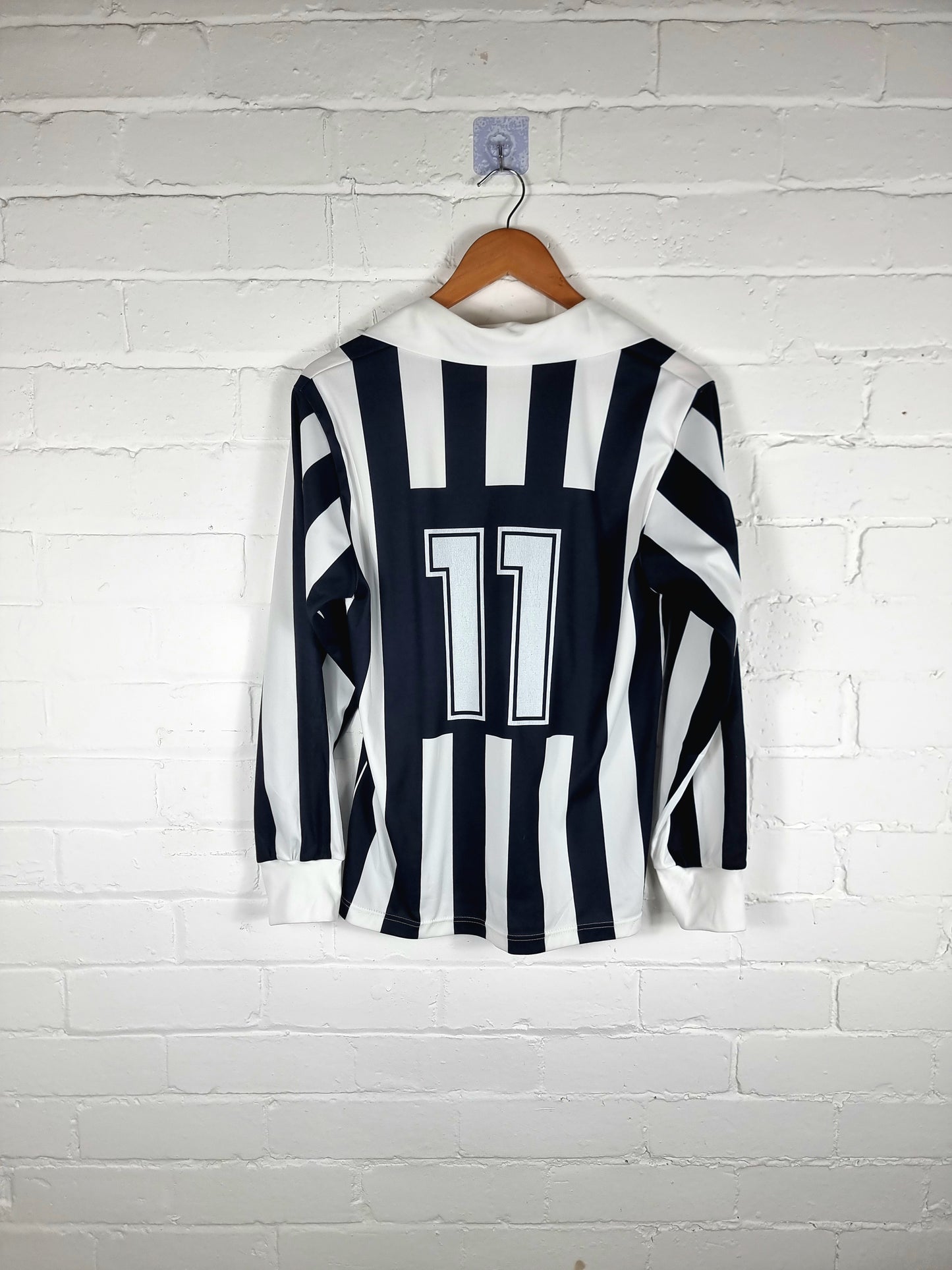 Kappa Juventus 89/90 'Schillaci 11' Basic Long Sleeve Home Shirt Medium