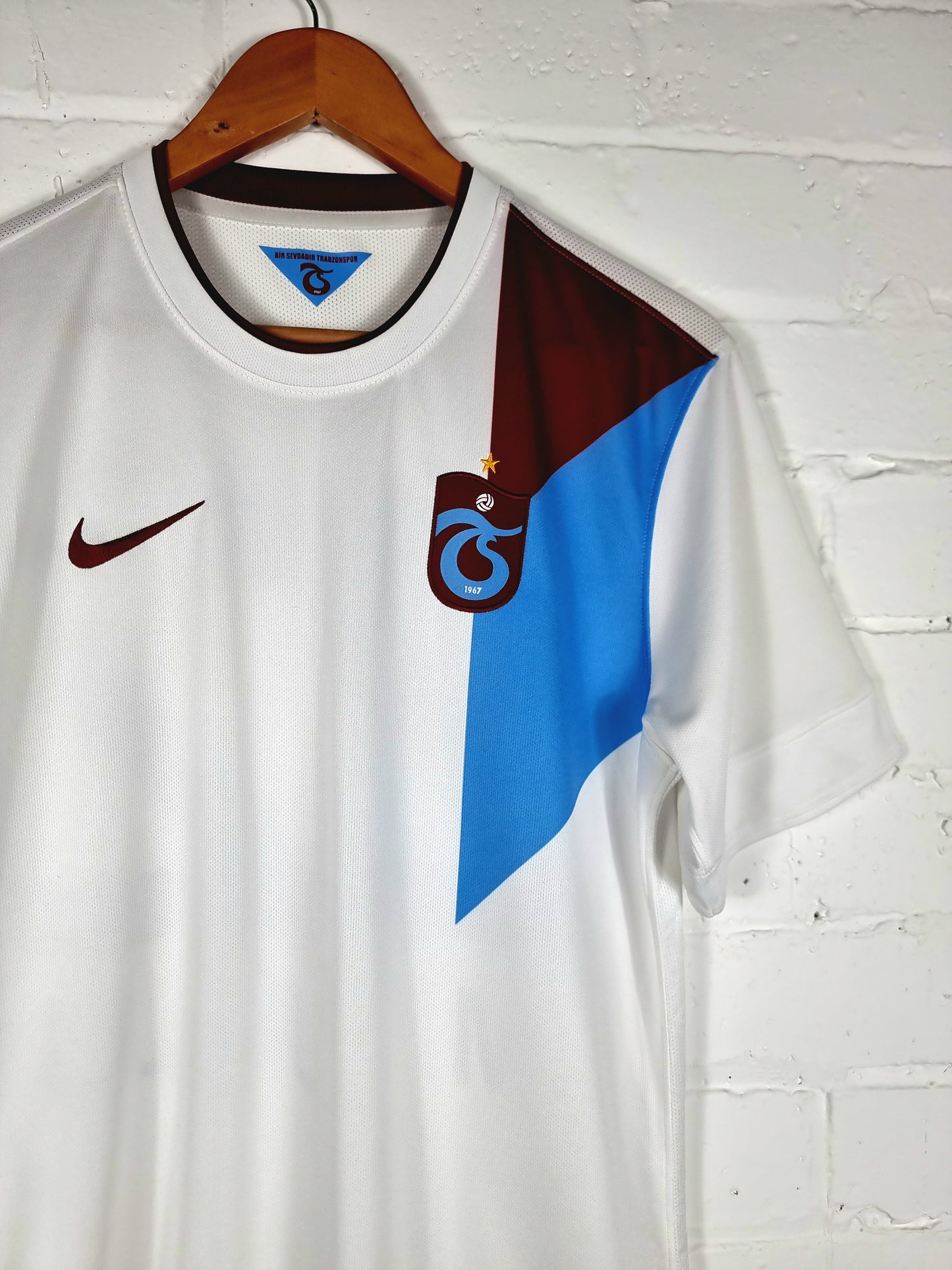 Nike Trabzonspor 14/15 'M.Yumlu 22' Away Shirt Medium