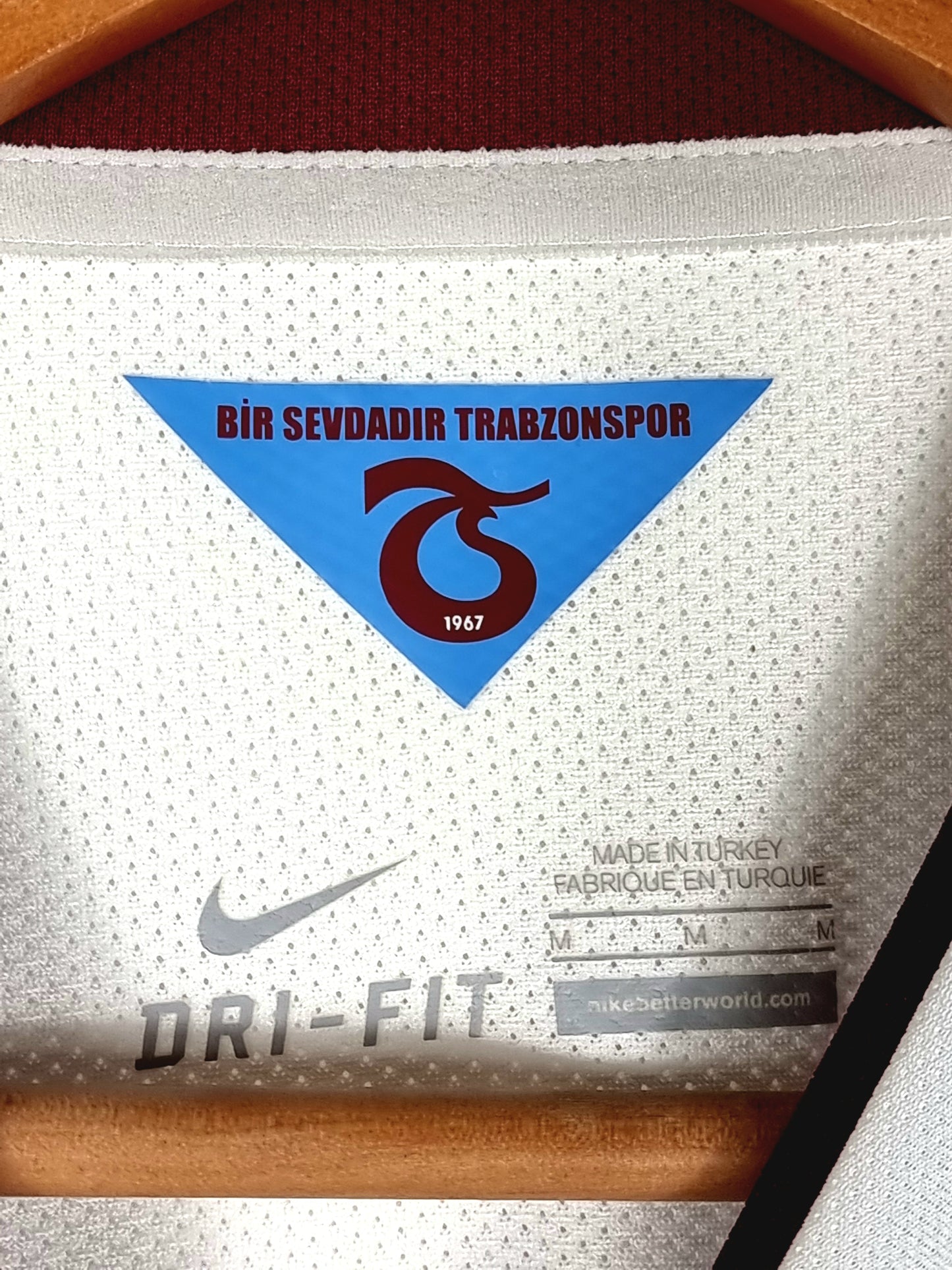 Nike Trabzonspor 14/15 'M.Yumlu 22' Away Shirt Medium