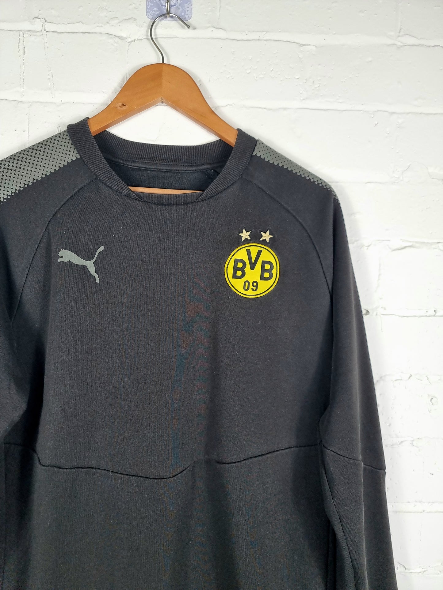 Puma Borussia Dortmund 17/18 Training Sweatshirt Medium