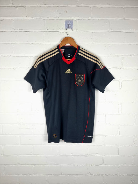 Adidas Germany 10/12 Away Shirt Youth XL