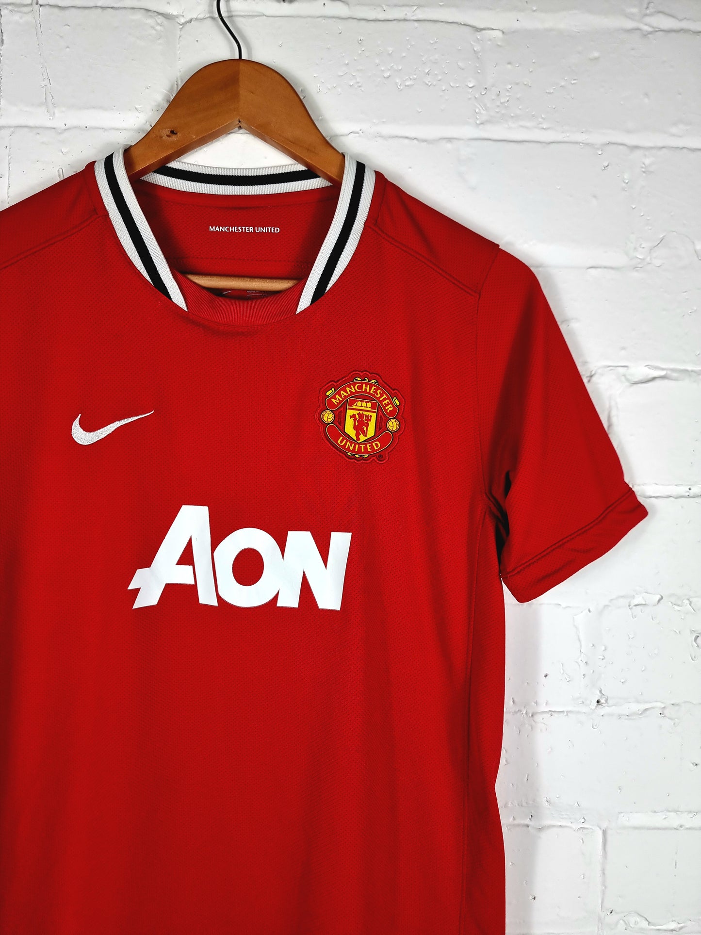 Nike Manchester United 11/12 Home Shirt Youth XL