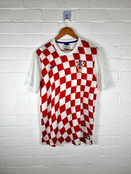 Nike Croatia 2016/18 Home Shirt Large