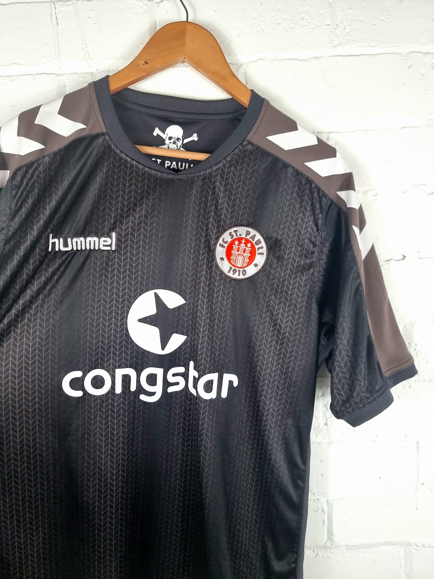 Hummel St Pauli 2015/16 Home Shirt XL