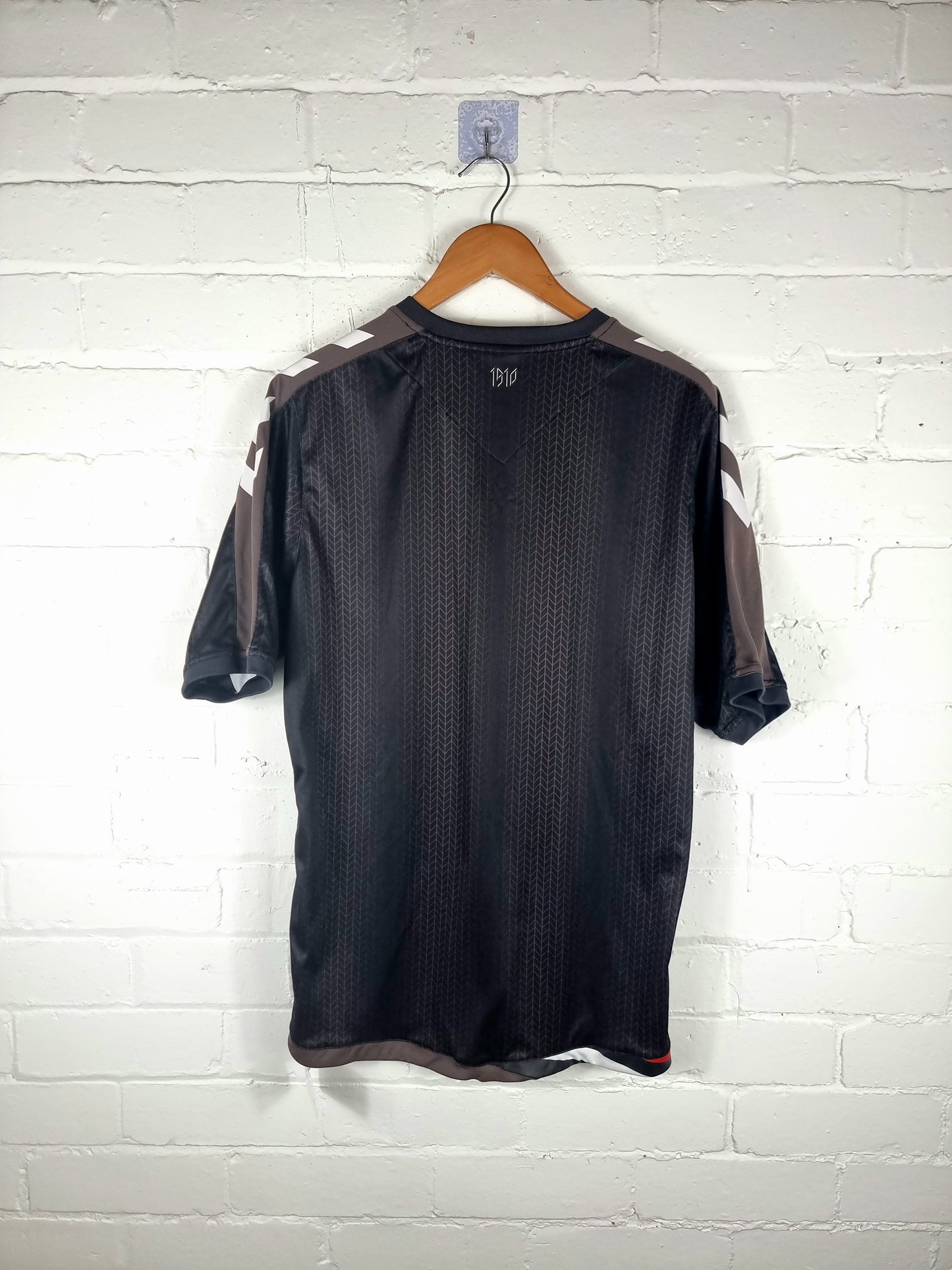 Hummel St Pauli 2015/16 Home Shirt XL