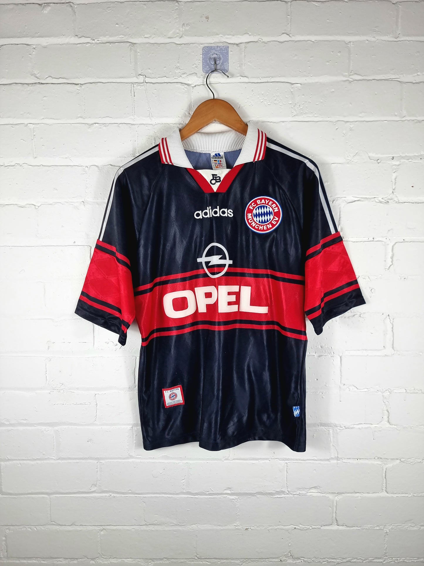 Adidas Bayern Munich 1997/99 Home Shirt Small