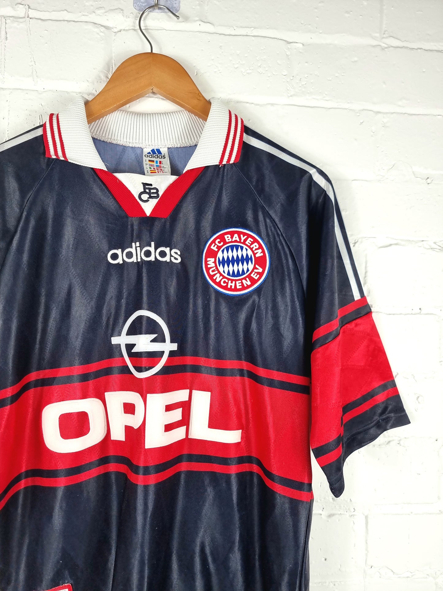 Adidas Bayern Munich 1997/99 Home Shirt Small