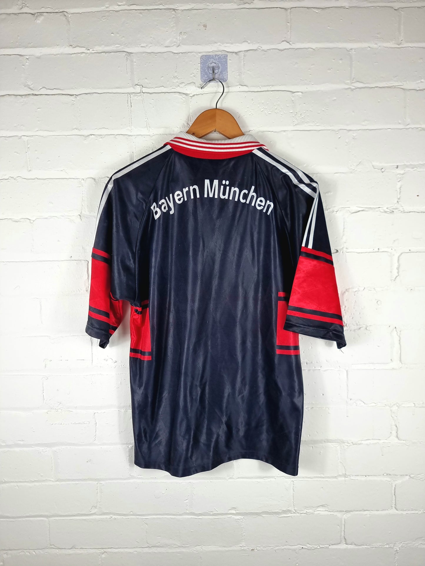 Adidas Bayern Munich 1997/99 Home Shirt Small