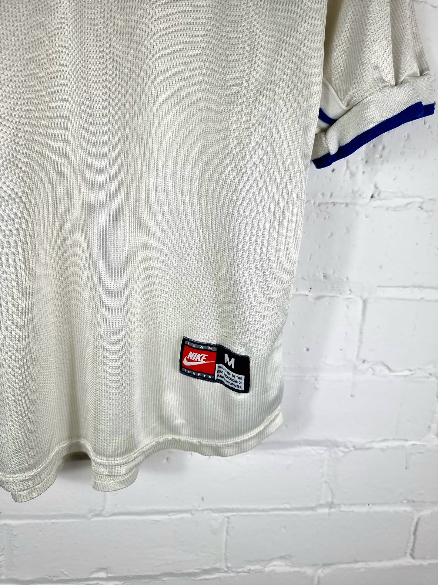 Nike Italy 1997/98 Away Shirt Medium